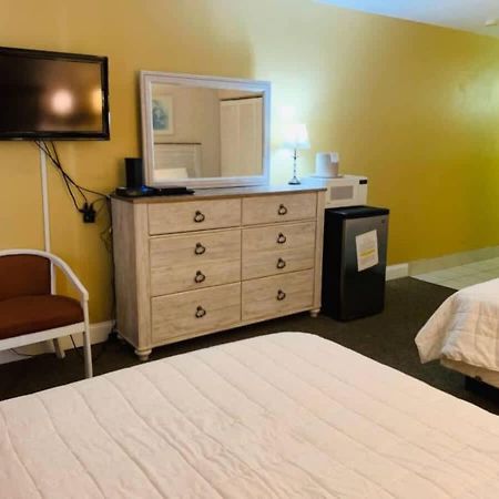 *Delightful Family Beach Retreat*Pool, Steps To The Sand*H32-3 Myrtle Beach Exterior photo